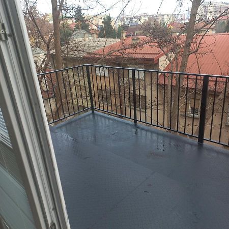Lovely 1- Bedroom Condo Close To Downtown Skopje Exterior foto